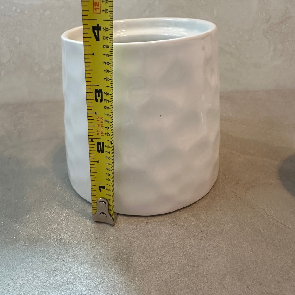 Housewares White Embossed Sugar Bowl 3.5" with Lid - Picture 3 of 4